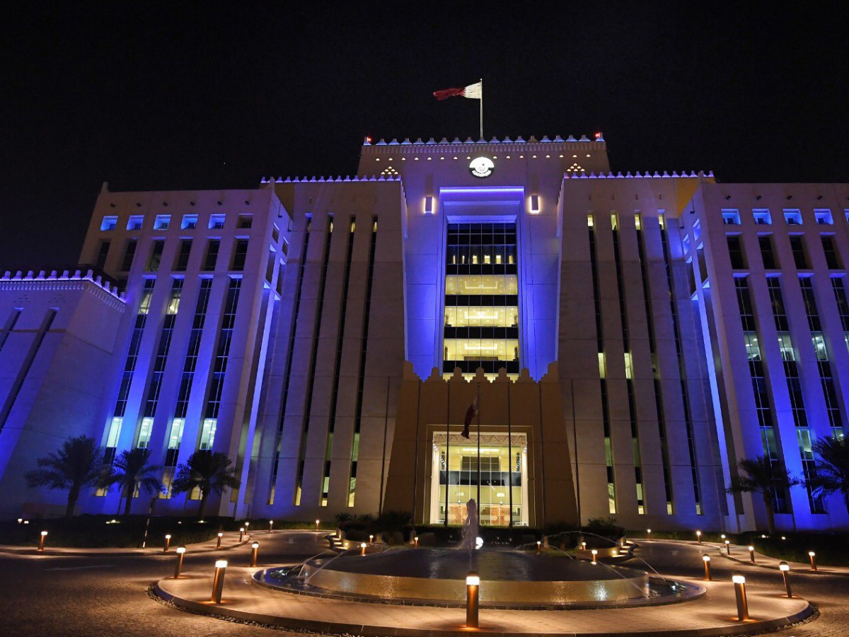 The building of the Ministry of Interior was lit up in blue to mark the World Diabetes Day yesterday. The move is aimed to create public awareness of diabetes prevention and care.