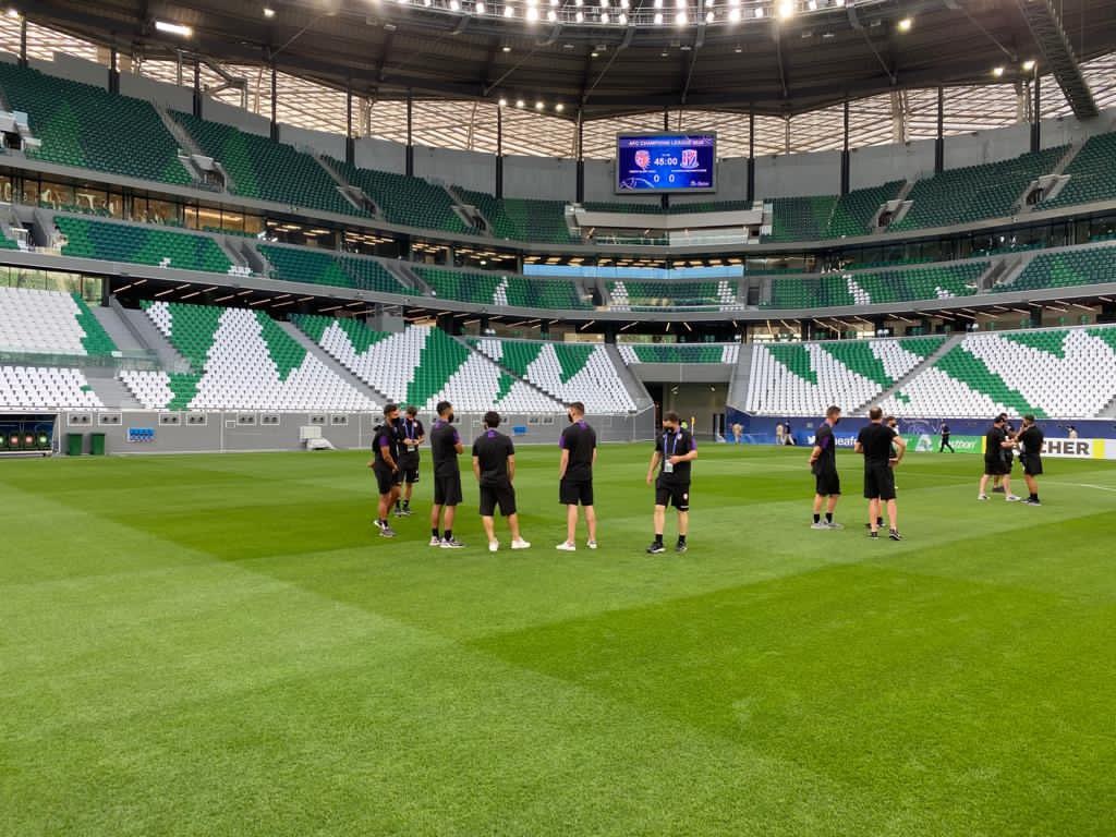 Perth Glory players having a first look to the Education City Stadium on the eve of their match against Shanghai Shenhua. @PerthGloryFC