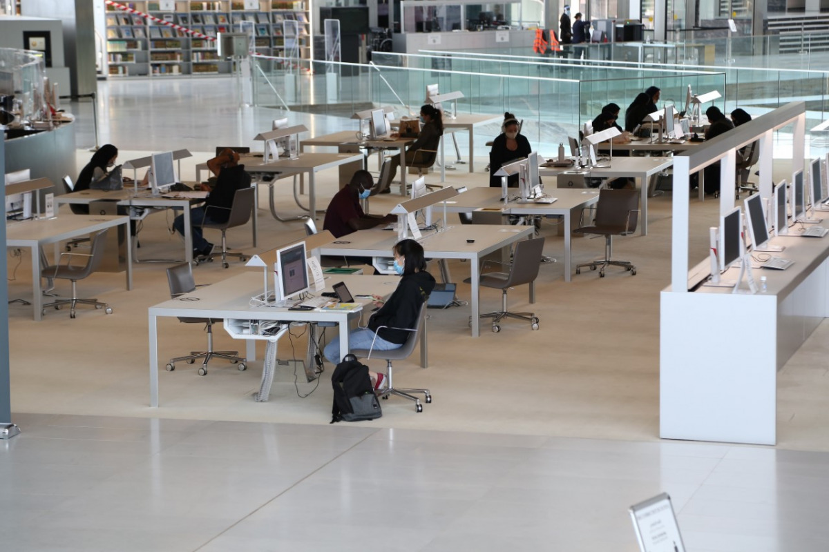 Young members of the Qatar National Library attending an online session. 