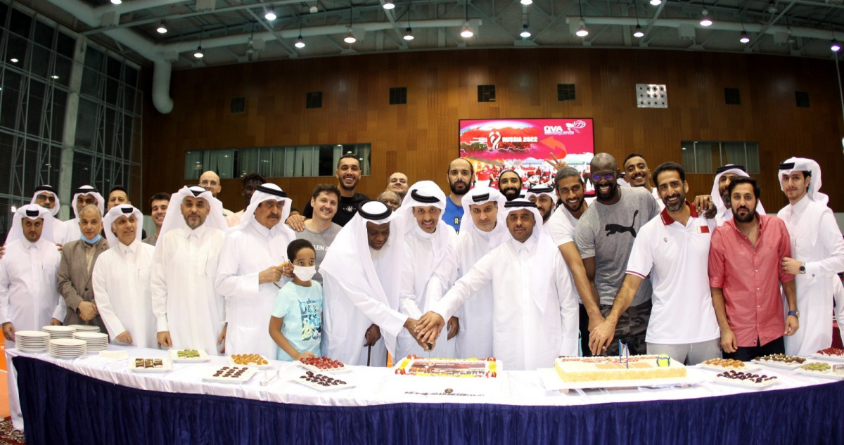 QVA President Ali Ghanem Al Kuwari, QVA General-Secretary Yousef Kano, QVA’s Head of Referee Ibrahim Al Namaa, and QVA Board Member Mohammed Salem Al Kuwari cut a cake to celebrate Qatar’s historic feat of qualifying for the FIVB Men’s World Championship 