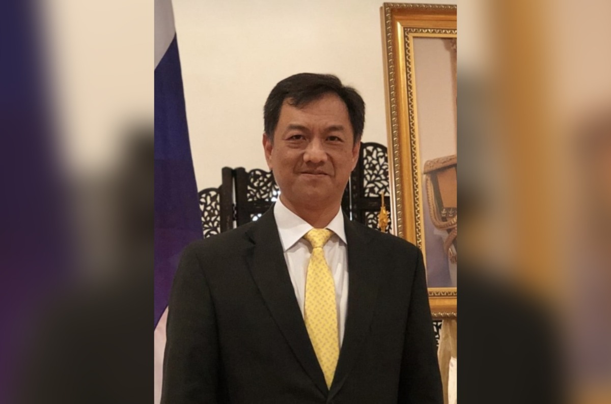  Ambassador of Thailand to Qatar, Nathapol Khantahiran.