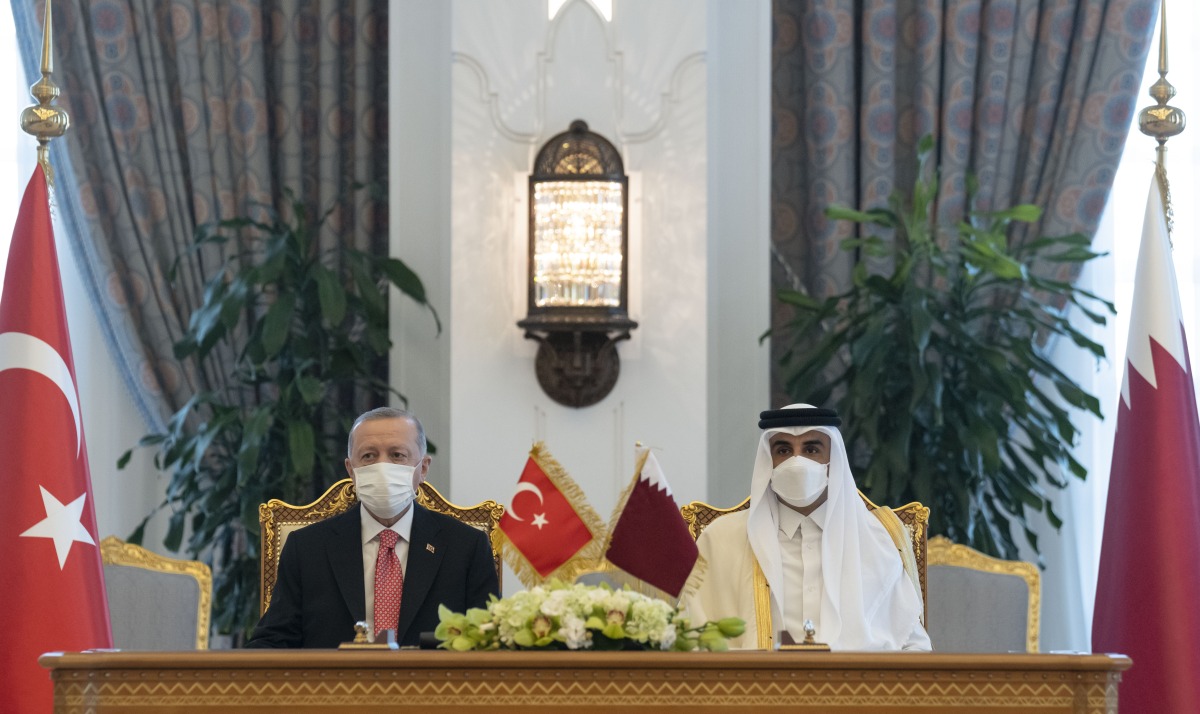 Amir H H Sheikh Tamim bin Hamad Al Thani and Turkish President H E Recep Tayyip Erdogan during the 7th session of Qatari-Turkish Supreme Strategic Committee held yesterday at Amiri Diwan.