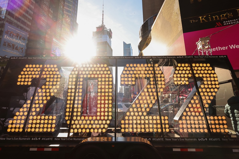 The 2022 numerals, delivered to Times Square ahead of New Year's Eve celebrations, are seen in Manhattan, New York City, U.S., December 20, 2021. REUTERS/Andrew Kelly
