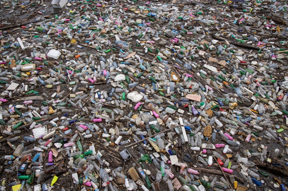 General view of plastic trash littering the polluted Potpecko Lake near a dam's hydroelectric plant near the town of Priboj, Serbia, January 29, 2021. REUTERS/Marko Djurica/File Photo