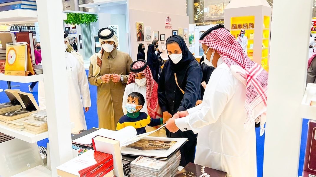 Minister of Culture, H E Sheikh Abdulrahman bin Hamad Al Thani and Chairperson of Qatar Museums H E Sheikha Al Mayassa bint Hamad bin Khalifa Al Thani during a visit to the 31 Doha International Book Fair at the DECC  yesterday.