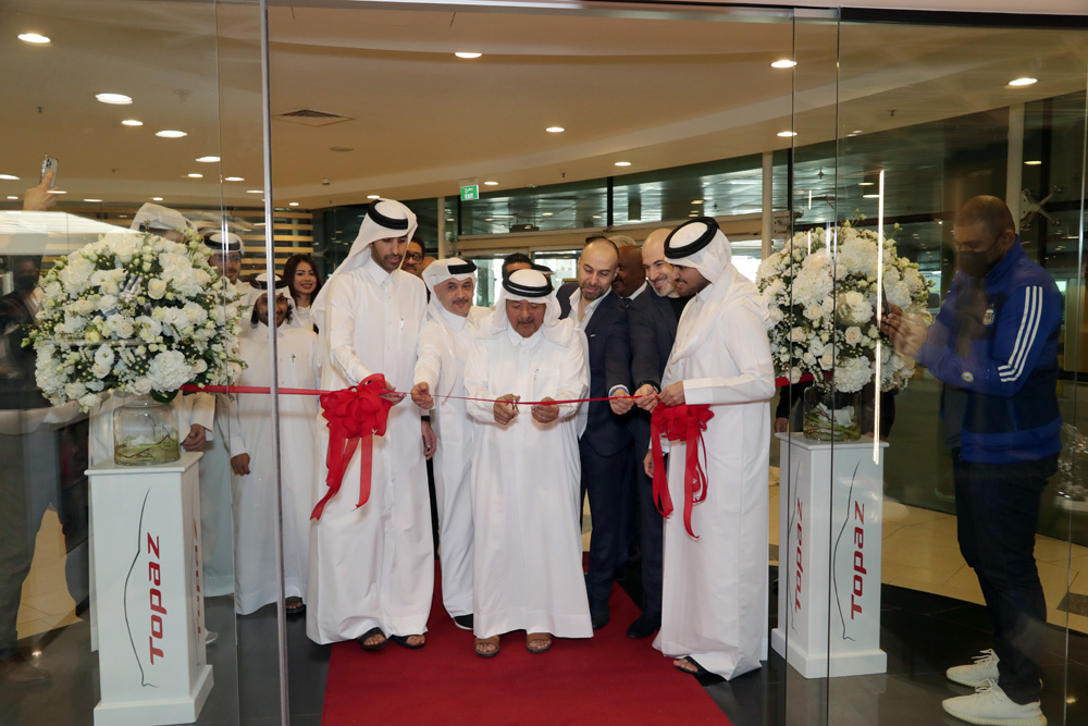 Sheikh Faisal bin Qassim Al Thani inaugurating Topaz Qatar at the City Centre Mall on Thursday.