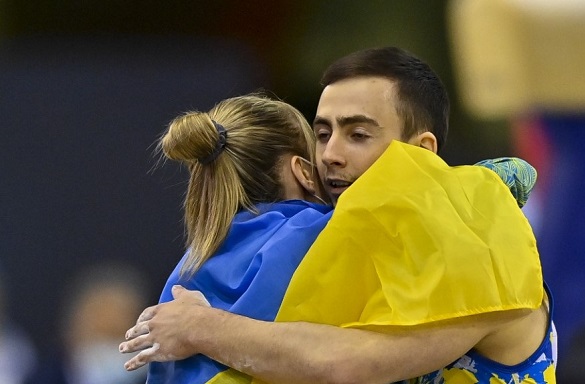 Ukraine's Nazar Chapurny celebrates after qualifying for the MAG Vault final, yesterday.