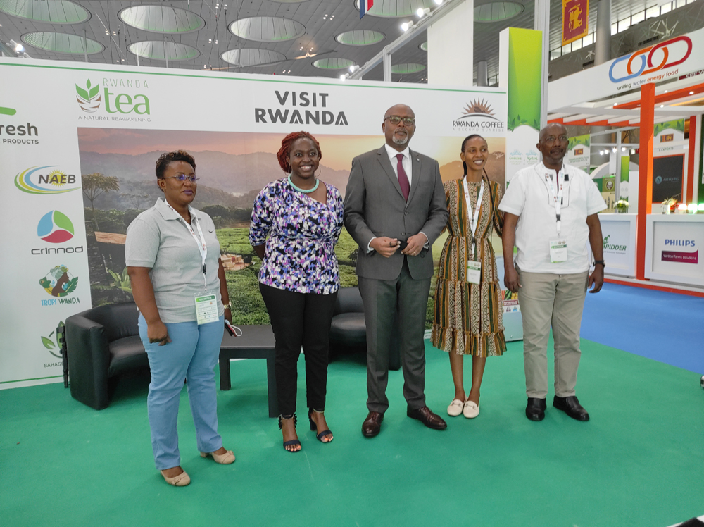 Ambassador of Rwanda H E Francois Nkulikiyimfura (centre) with Rwandan exhibitors at Qatar International Agricultural Exhibition and International Environmental Exhibition at the DECC. 
PIC: Ayeni Olusegun/The Peninsula