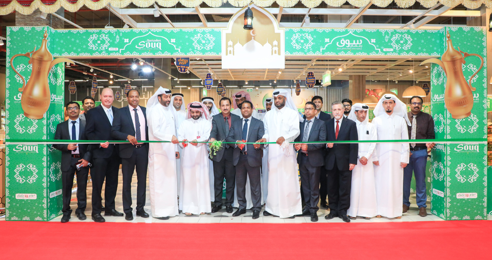 Dr. Mohamed Althaf Director of Lulu Group International, CMC Members Mubarak Freesh and Badar Al Rumaihi, with other officials inaugurating ‘Ramadan Souq’ at Lulu Hypermarket, Abu Sidra branch.