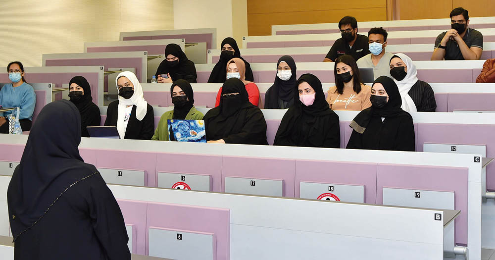 Dr. Asma Al Thani, QU Vice-President for Medical and Health Sciences, meeting with student leaders from university's health and medical colleges. 