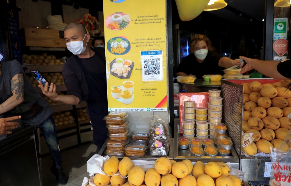 A general view of a Mango sticky rice shop in Bangkok April 20, 2022. Picture taken April 20, 2022. REUTERS/Soe Zeya Tun