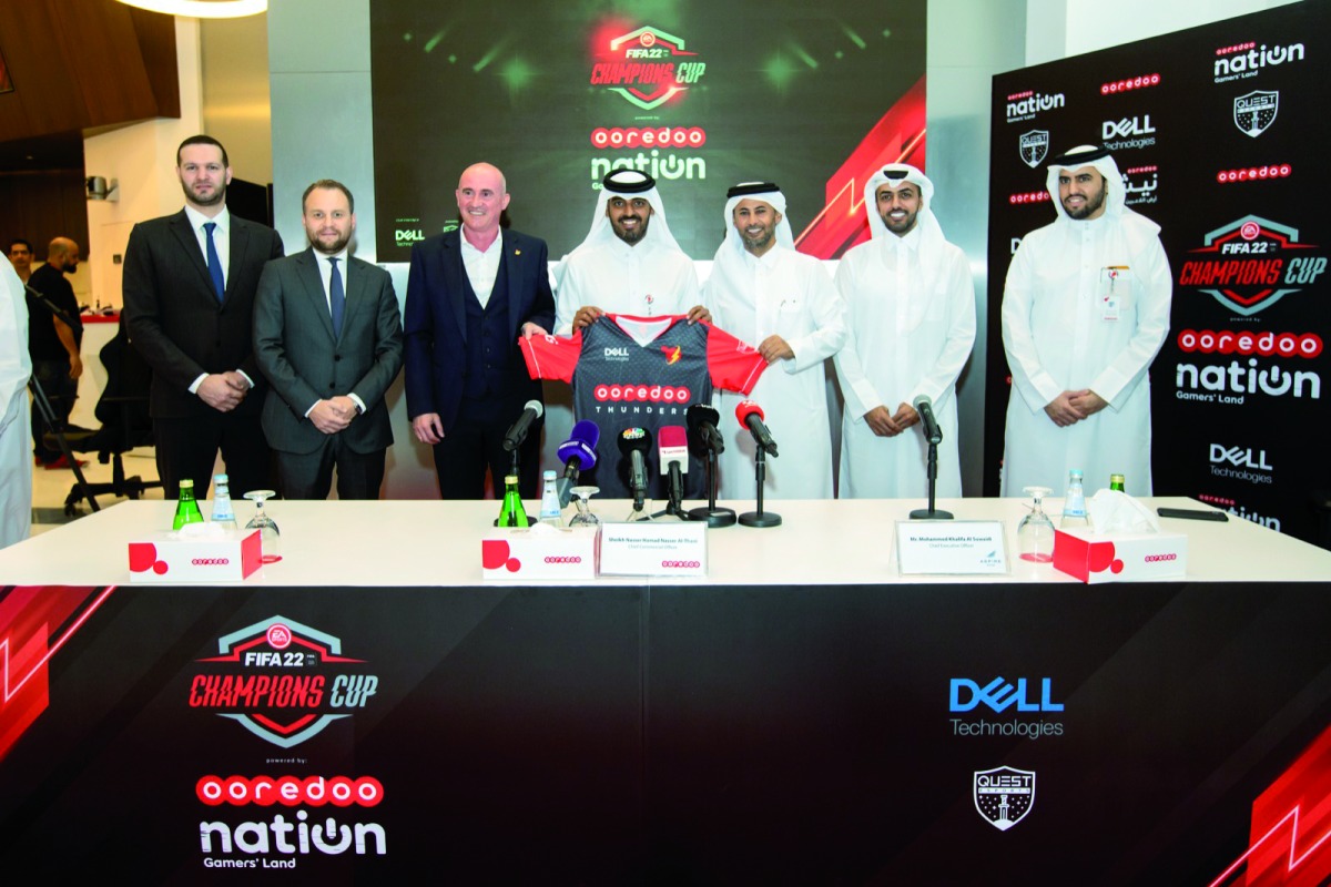 Sheikh Nasser bin Hamad bin Nasser Al Thani, Chief Commercial Officer at Ooredoo; Mohammed Khalifa Al Suwaidi, CEO of Aspire Zone Foundation, and other officials at the press conference.