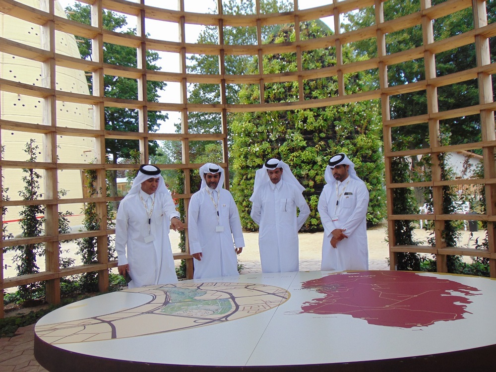 Director of Doha Municipality Mansour Ajran Al Buainain with other officials during his visit to the pavilion of Qatar at the Floriade Expo 2022 in the Netherlands.