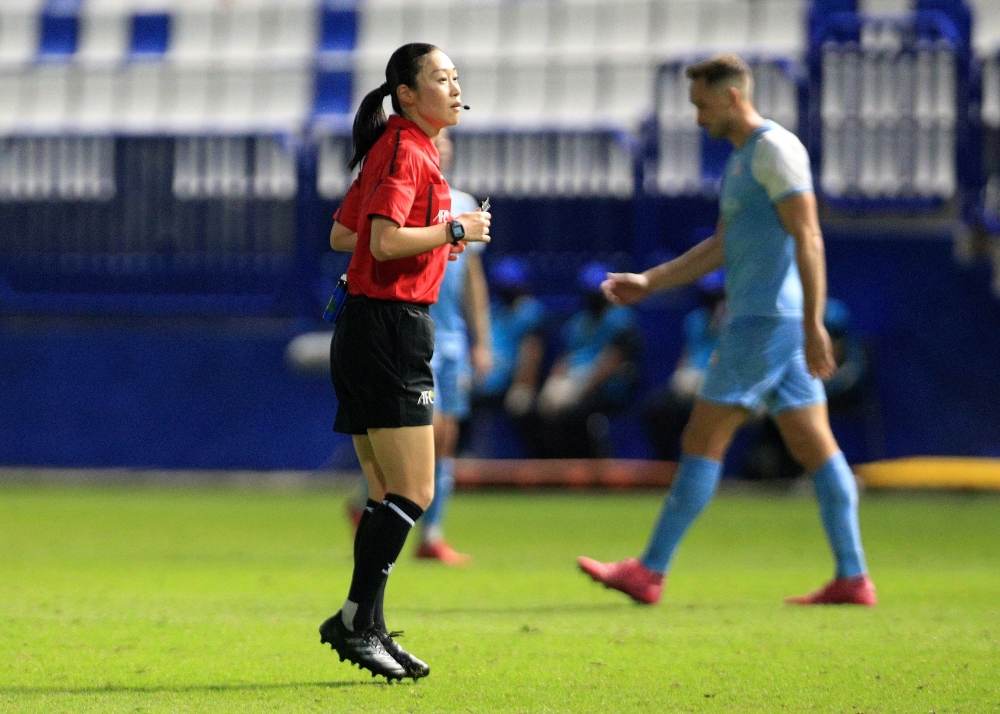 Referee Yoshimi Yamashita Reuters/Soe Zeya Tun/File Photo
 