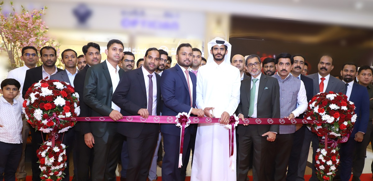 Sheikh Abdulla Thani Al Thani inaugurating a renovated outlet of Malabar Gold & Diamonds at Al Khor Mall. Abdul Salam KP, Vice-Chairman and Executive Director of Malabar Group; Shamlal Ahamed, MD International Operations; Santhosh TV, Regional Head; Naufal T, Zonal Head; and other Malabar Gold & Diamonds, Qatar, management team members and guests were also present at the inauguration. 