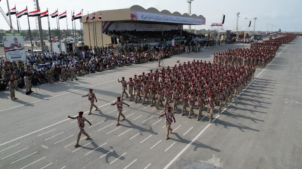 Members of Houthi military forces parade in the Red Sea port city of Hodeida, Yemen, on September 1, 2022.   File Photo / Reuters