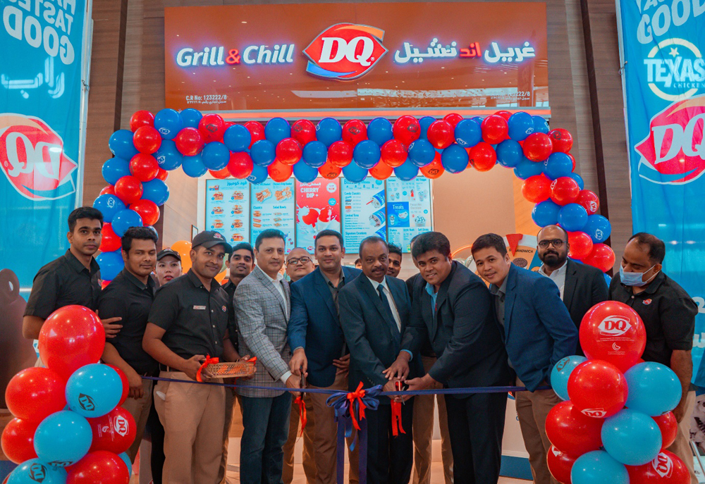 Anil Abraham CEO of Al Majid Jawad, Jacob V Jacob VP of Administration & Finance of Al Majed Group Holding, Anish Varghese Operation Manager of Dairy Queen Qatar, Nidin Chandran Marketing Manager of Al Majid Jawad along with DQ Qatar team inaugurating Dairy Queen’s new outlet at Doha Festival City. 