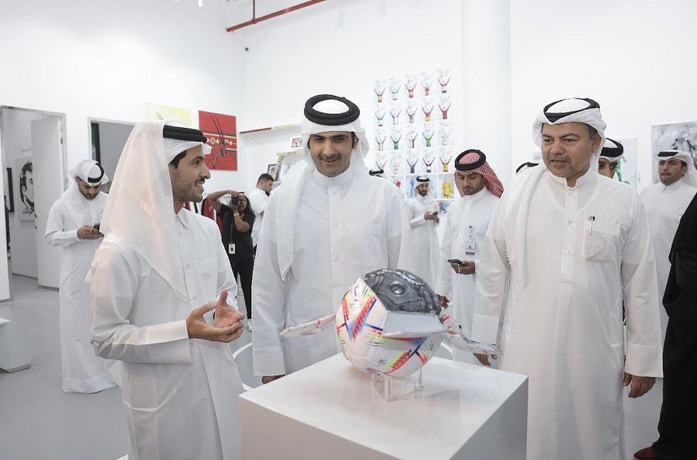 Minister of Culture H E Sheikh Abdulrahman bin Hamad Al Thani during the inauguration of the exhibition at AM Gallery in the Place Vendôme Mall. 
