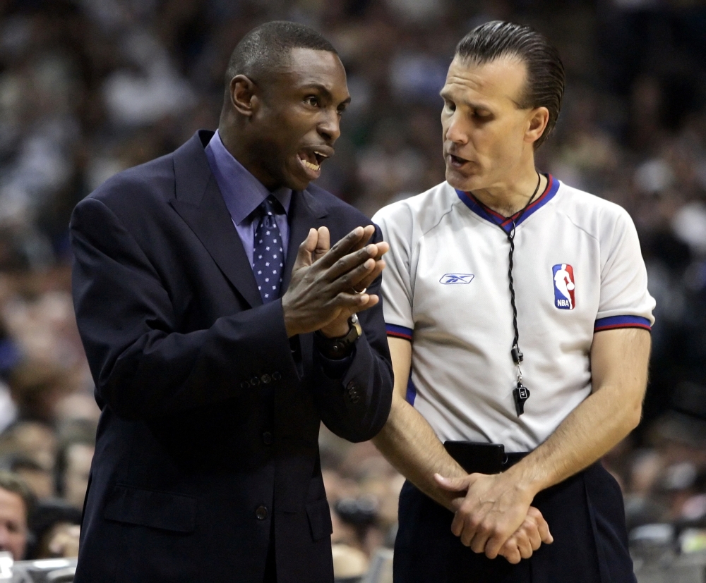 File Photo: Dallas Mavericks head coach Avery Johnson talks with referee Ken Mauer in the second half against the San Antonio Spurs in Game 6 of the Western Conference semi-finals during the 2006 NBA playoffs in Dallas, Texas May 19, 2006. (REUTERS/Jeff Mitchell)