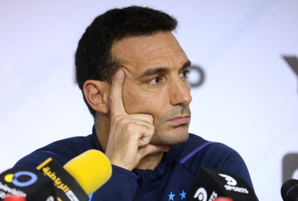 Argentina's national football team coach Lionel Scaloni gives a press conference in Abu Dhabi on November 15, 2022 ahead of a friendly match between the UAE and Argentina. (AFP/Karim Sahib)