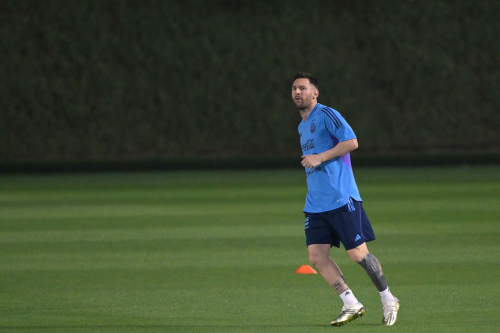 Argentina's forward Lionel Messi attends a training session at Qatar University in Doha on November 19, 2022, ahead of the Qatar 2022 World Cup football tournament. (Photo by JUAN MABROMATA / AFP)