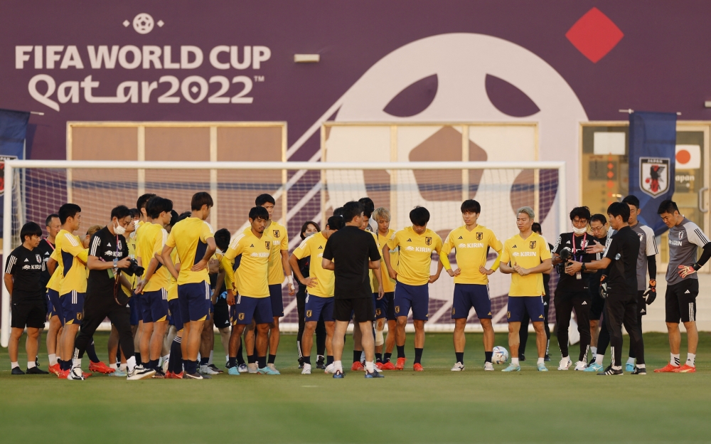 Japan team members during training at Al Sadd SC New Training Facilities 1, Doha, Qatar, November 21, 2022. (REUTERS/Issei Kato)