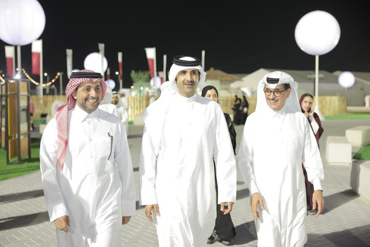 Minister of Culture H E Sheikh Abdulrahman bin Hamad Al Thani (centre) along with Minister of State and President of Qatar National Library H E Dr. Hamad bin Abdulaziz Al Kuwari (right) and President of Qatar University Dr. Hassan bin Rashid Al Derham (left) visiting Darb Al Saai.
