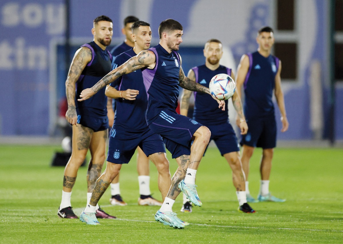 Argentina's teammates during training.