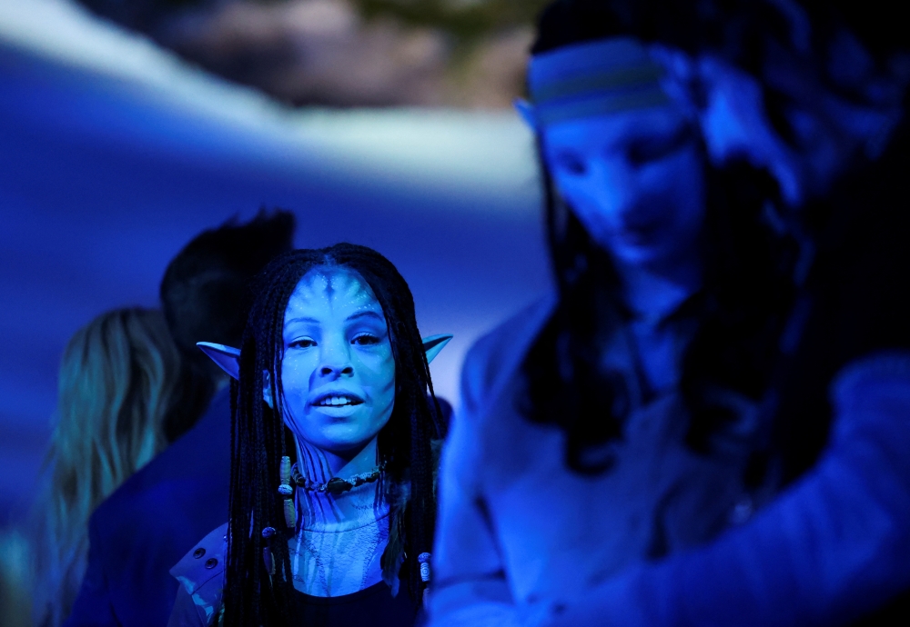 People attend a premiere for the film Avatar: The Way of Water, at Dolby theatre in Los Angeles, California, U.S., December 12, 2022. REUTERS/Mario Anzuoni