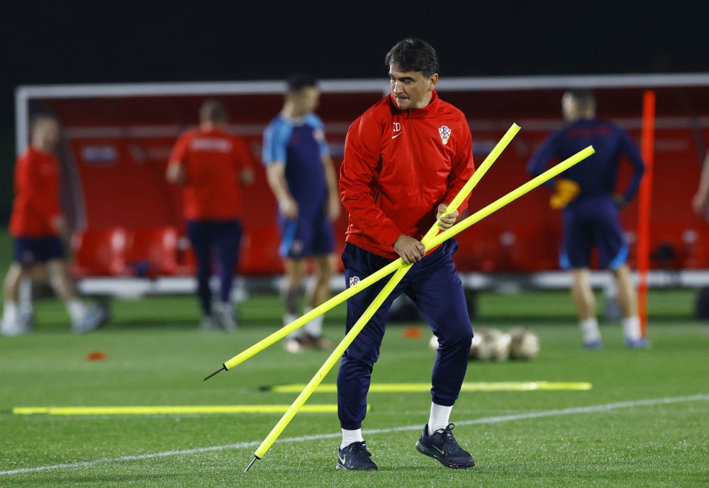 Croatia coach Zlatko Dalic during training session at Al Erssal Training Site 3 in Doha on December 16, 2022, on the eve of the Qatar 2022 World Cup third place match between Croatia and Morocco. (REUTERS/Peter Cziborra)