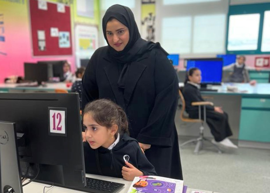 Assistant Undersecretary for Education Affairs Maha Zayed Al Ruwaili visiting a school.