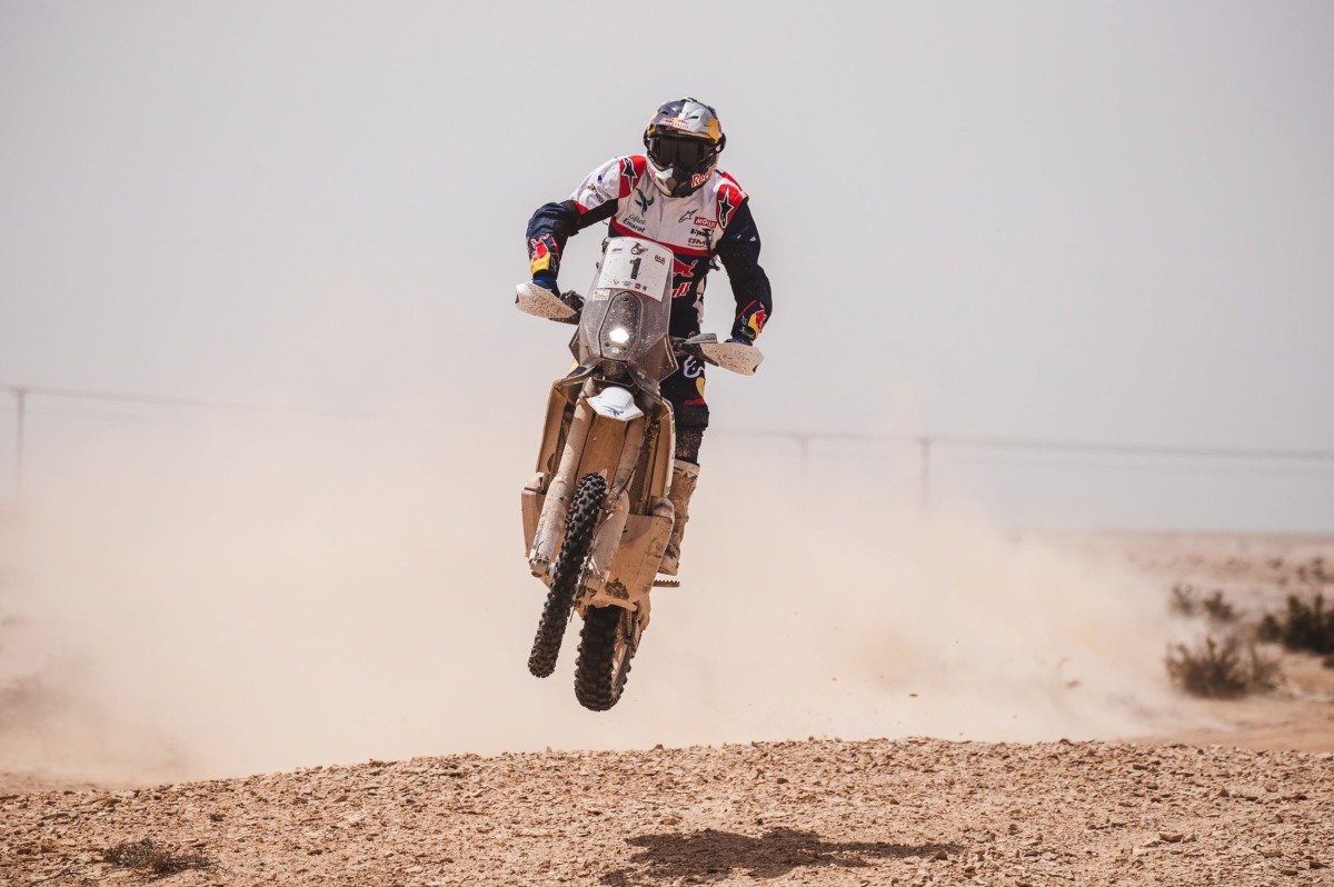 Two-time event winner Mohammed Al Balooshi of the MX Ride Dubai team heads the field on his TM 450.