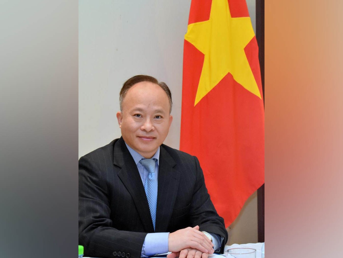 Ambassador of Socialist Republic of Vietnam to Qatar, H E Tran Duc Hung