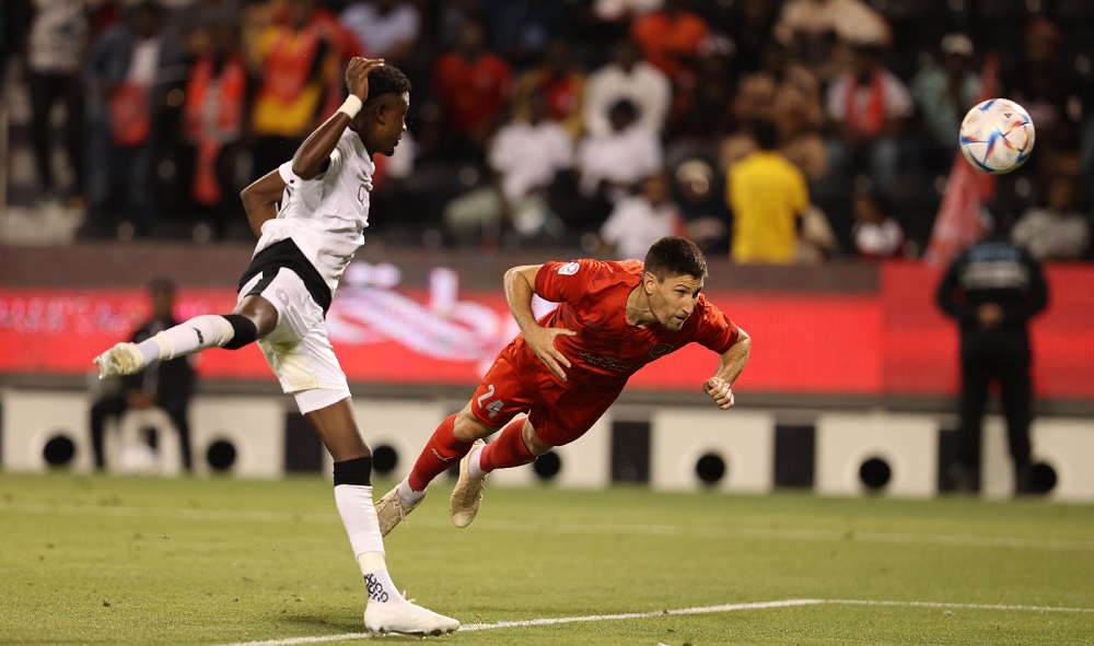 Federico Fernandez heads the ball to score Al Duhail's second goal against Al Sadd, yesterday.