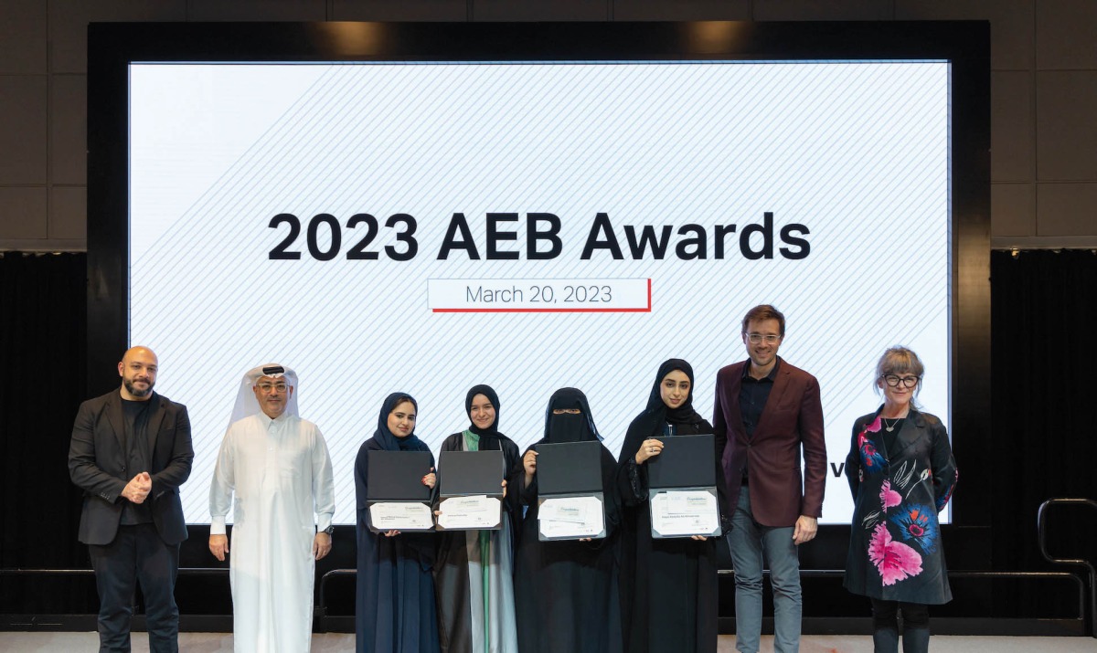 Student recipients of the Arab Engineering Bureau Awards with AEB’s GCEO and Chief Architect Ibrahim Mohamed Jaidah (second left); Dean of VCUarts Qatar Amir Berbić (second right) and others. 