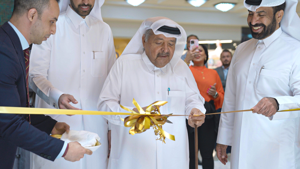 Sheikh Faisal bin Qassim Al Thani (second right) during the ribbon-cutting ceremony.