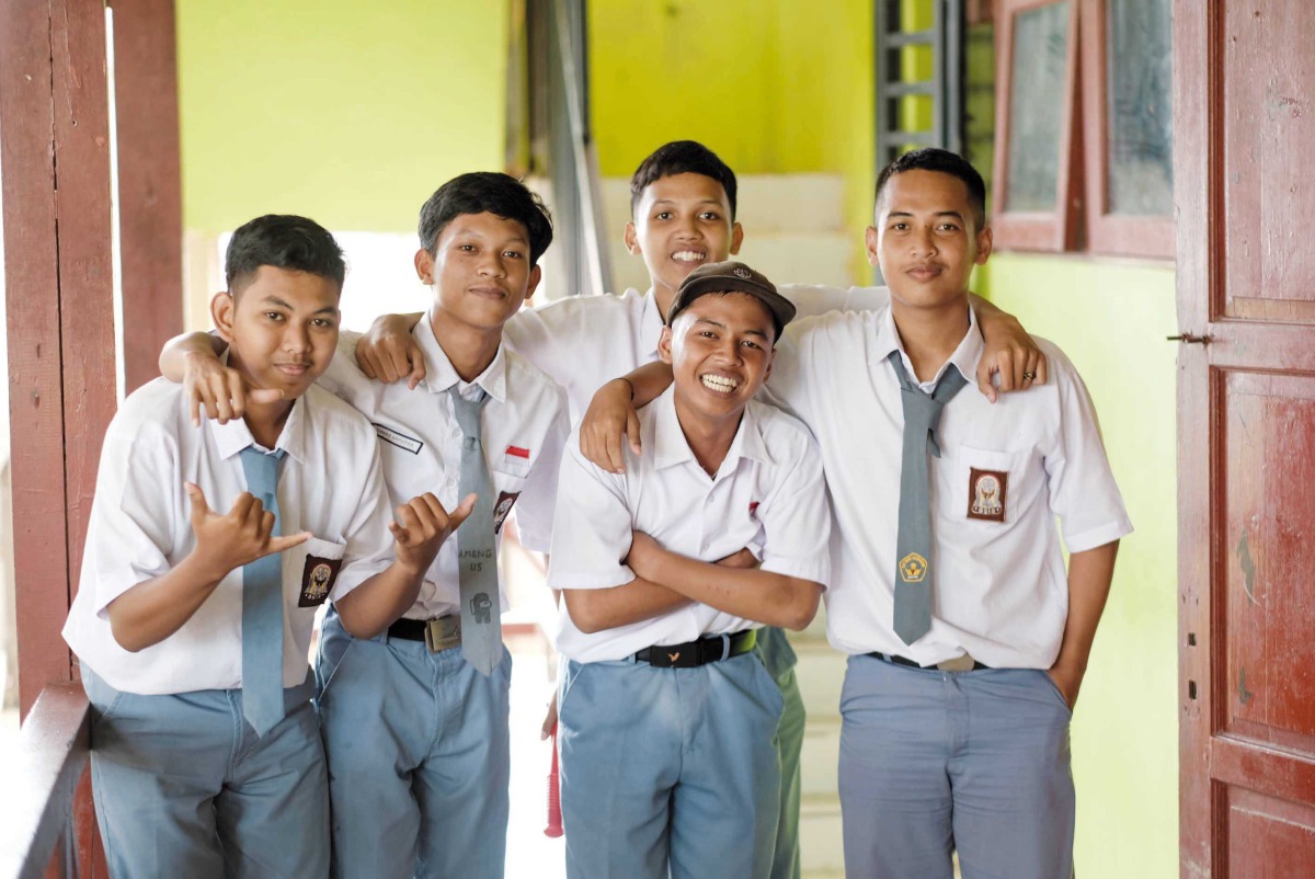 This initiative brings together a group of dedicated student volunteers from UDST, QAST and Indonesian students from Sui Ambawang High School to learn from and inspire each other through mutual learning and cultural discovery.