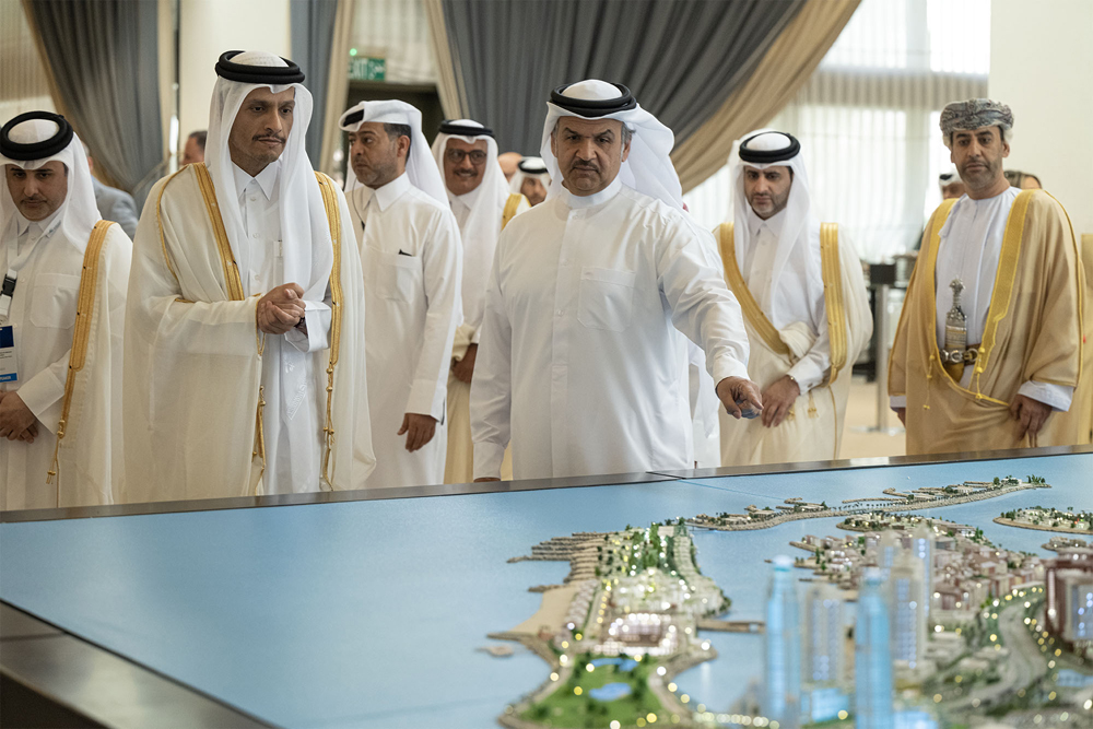 Prime Minister and Minister of Foreign Affairs H E Sheikh Mohammed bin Abdulrahman bin Jassim Al Thani touring an exhibition on the sidelines of Qatar Real Estate Forum 2023 yesterday. Minister of Municipality H E Dr. Abdullah bin Abdulaziz bin Turki Al Subaie (first left) is also seen. 
