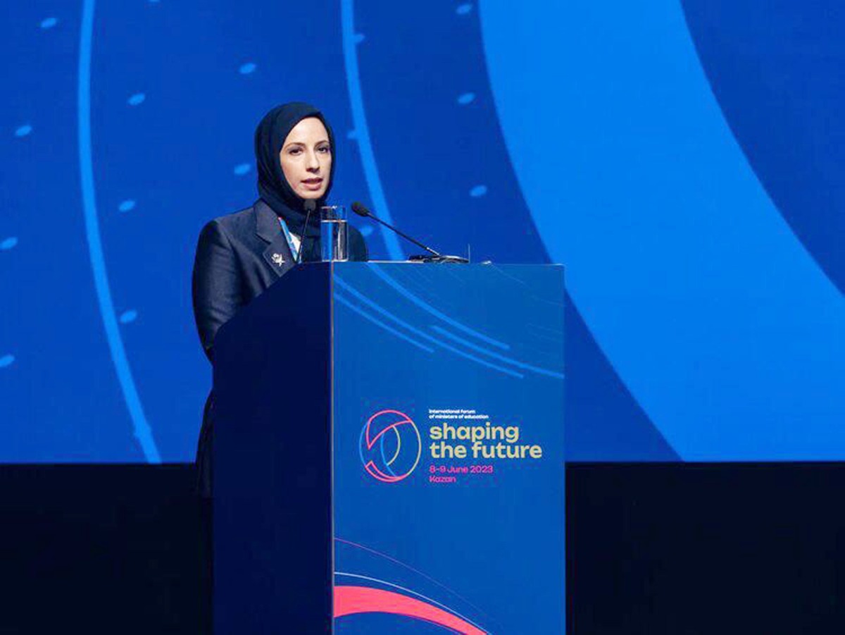 Minister of Education and Higher Education H E Buthaina bint Ali Al Jabr Al Nuaimi speaking during the meeting in Kazan.