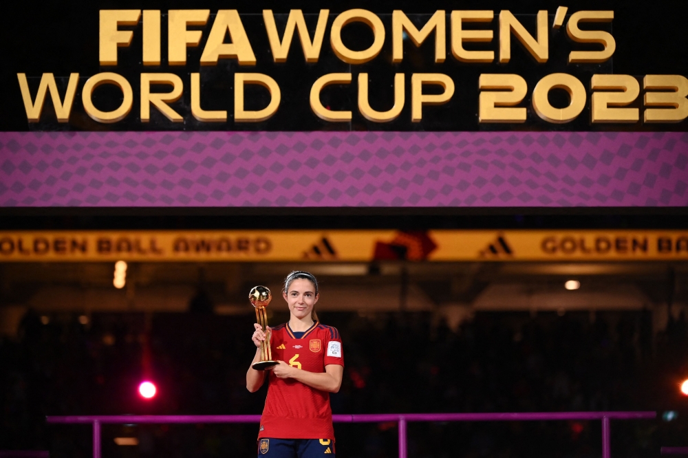 Spain's midfielder Aitana Bonmati poses after receiving the 'Golden Ball' award after winning the Australia and New Zealand 2023 Women's World Cup final football match between Spain and England at Stadium Australia in Sydney on August 20, 2023. (Photo by Franck Fife / AFP)