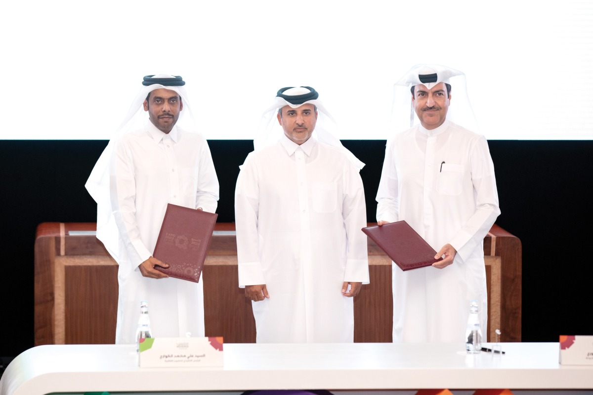 Minister of Municipality H E Dr. Abdullah bin Abdulaziz bin Turki Al Subaie (centre) with Secretary General of Expo 2023 Mohammed Ali Al Khouri (right) and Msheireb Properties CEO Ali Mohammed Al Kuwari at the agreement signing yesterday.