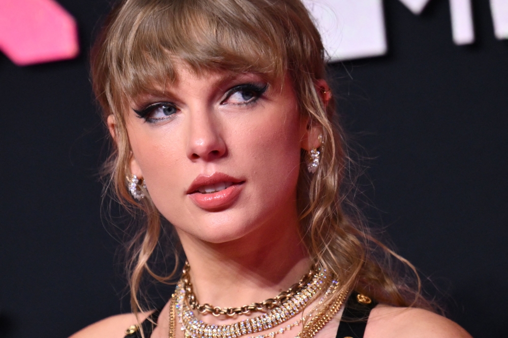 US singer Taylor Swift arrives for the MTV Video Music Awards at the Prudential Center in Newark, New Jersey, on September 12, 2023. (Photo by ANGELA WEISS / AFP)