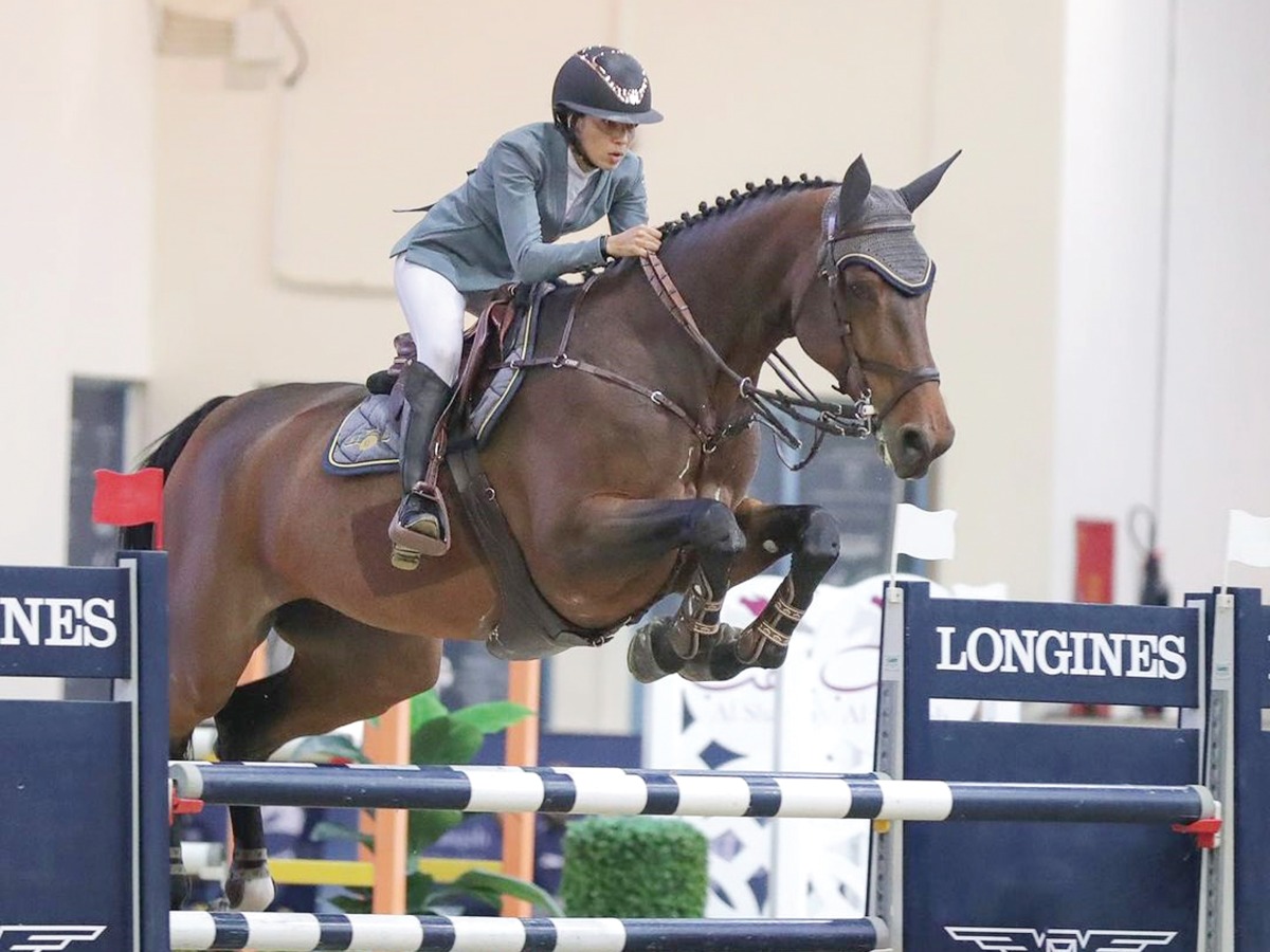 Cyrine Cherif guides I’am Moerhoeve’s Princess Z over a fence during the Big Tour event.