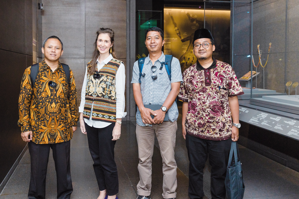 Researchers from Indonesia and MIA at SA Galleries.