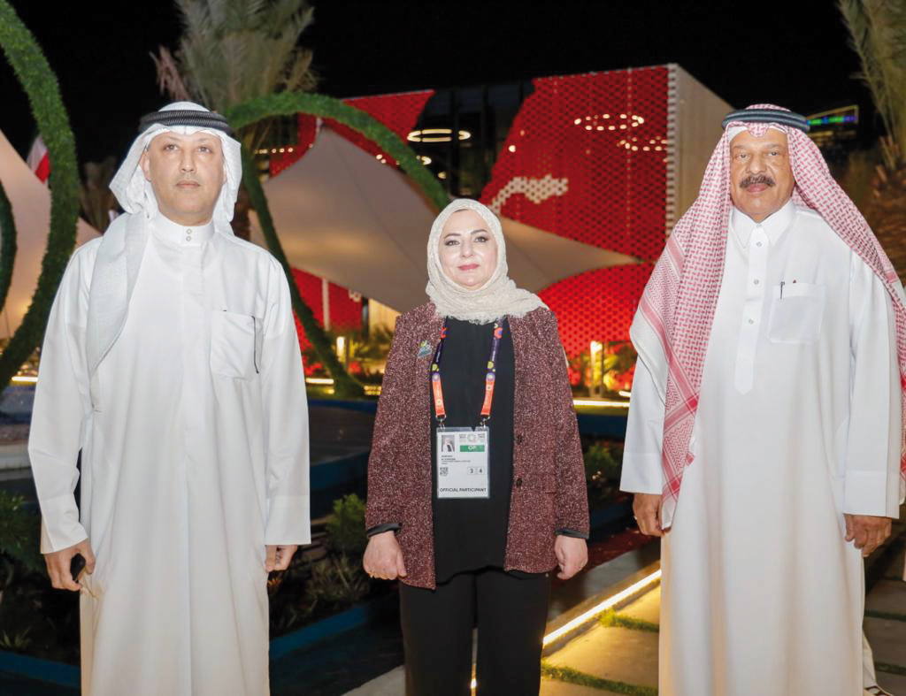 Ambassador of Kuwait to Qatar H E Khaled Al Mutairi (left), Commissioner-General of Expo Doha 2023 H E Bader bin Omar Al Dafa (right), and Commissioner-General of the Kuwaiti Pavilion Engineer Samira Al Kandari during the introductory tour.