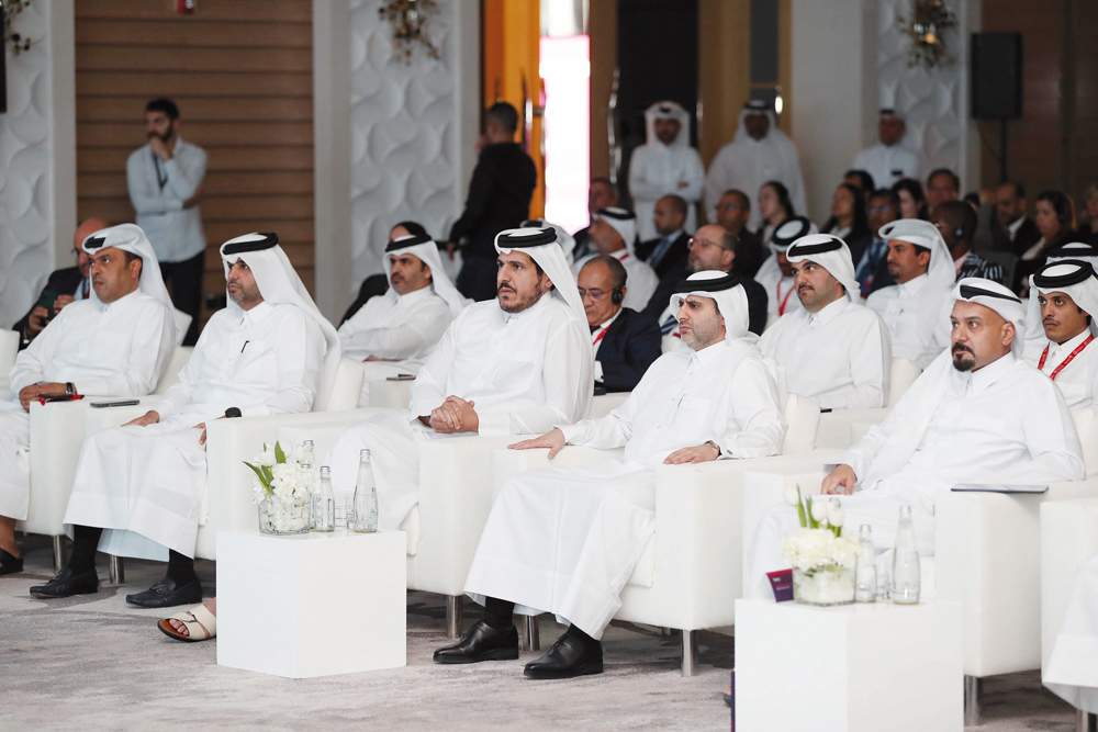 Minister of Commerce and Industry, H E Sheikh Mohammed bin Hamad bin Qassim Al Abdullah Al Thani; Qatar Central Bank Governor, H E Sheikh Bandar bin Mohammed bin Saoud Al Thani; QFC CEO, Yousuf Mohamed Al Jaida with other officials at the launch of QFC Digital Assets Lab, yesterday.