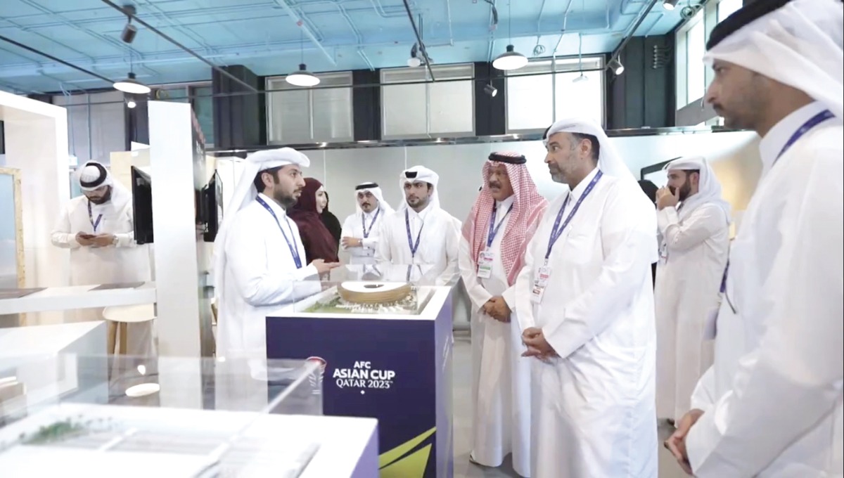 Minister of Environment and Climate Change H E Sheikh Dr. Faleh bin Nasser bin Ahmed bin Ali Al Thani (second right) at the pavilion of Qatar at COP28 in Dubai, yesterday.