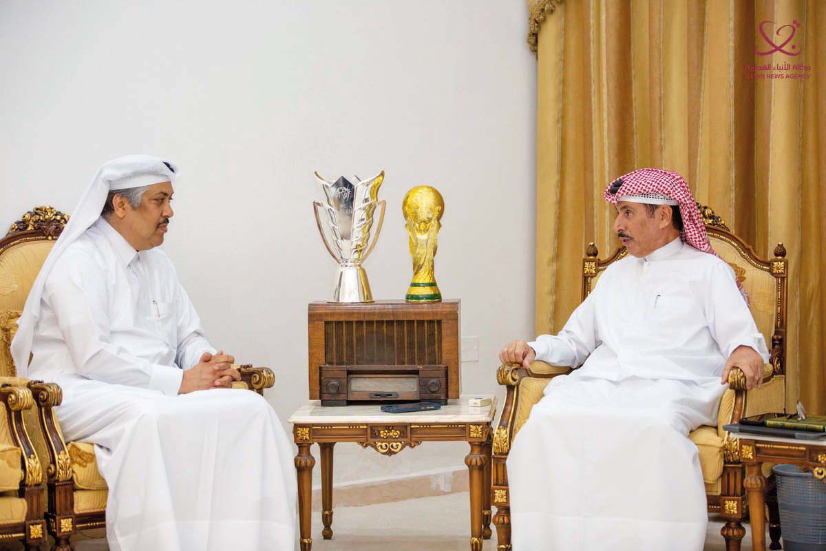 President of Qatar Press Center Saad bin Mohammed Al Rumaihi  (right) speaking to QNA.