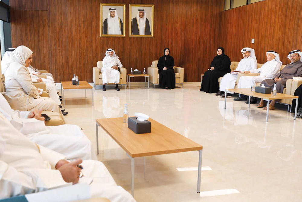 Minister of Education and Higher Education H E Buthaina bint Ali Al Jabr Al Nuaimi (fifth right) with members of Kuwait parliamentary delegation during the meeting.