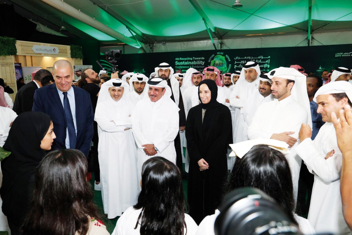 Minister of Transport H E Jassim Saif Ahmed Al Sulaiti; Minister of Environment and Climate Change H E Dr. Abdullah bin Abdulaziz bin Turki Al Subaie; Minister of Education and Higher Education H E Buthaina bint Ali Al Jabr Al Nuaimi and Minister of Municipality H E Abdullah bin Hamad bin Abdullah Al Attiyah touring the associated exhibition of 4th Recycling Conference at Expo 2023 Doha yesterday.  